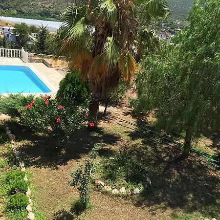 Botanik Holiday home Demirtas